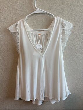 Free People Ivory Lace-Trim V-Neck Sleeveless Chemise